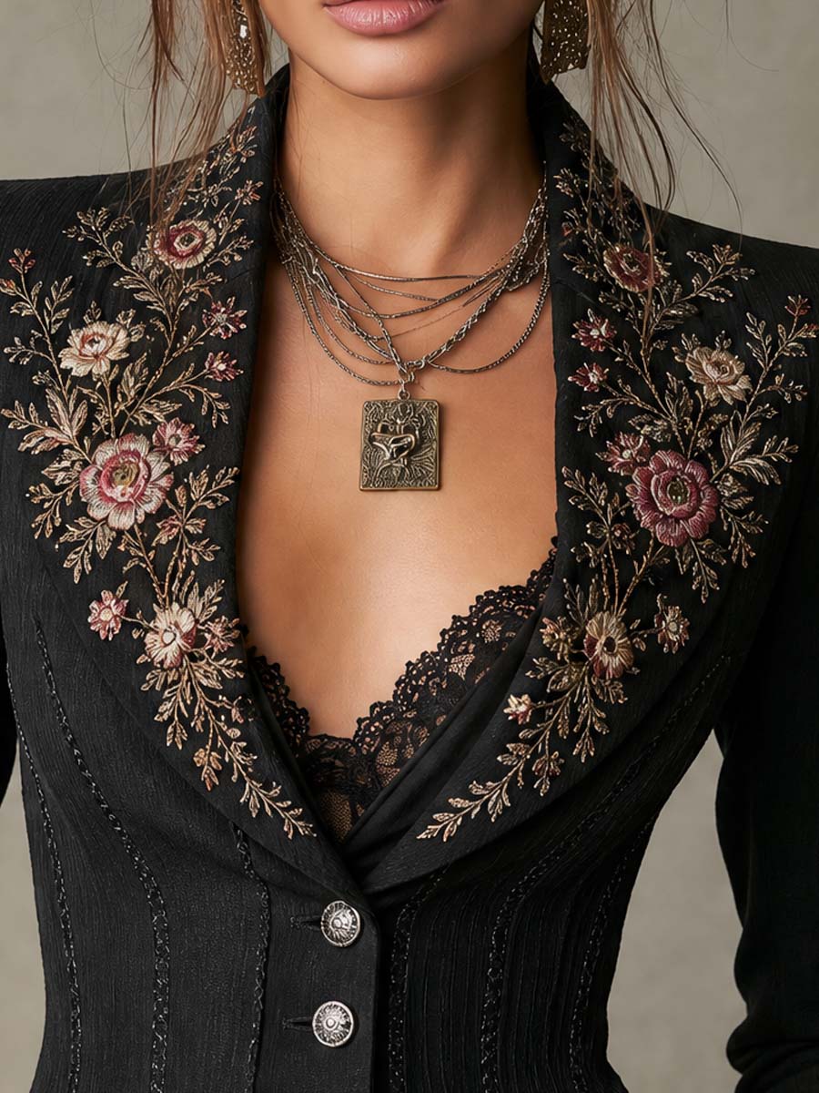 Elegant Vintage Fitted Floral Embroidered Blazer With Lace Trim