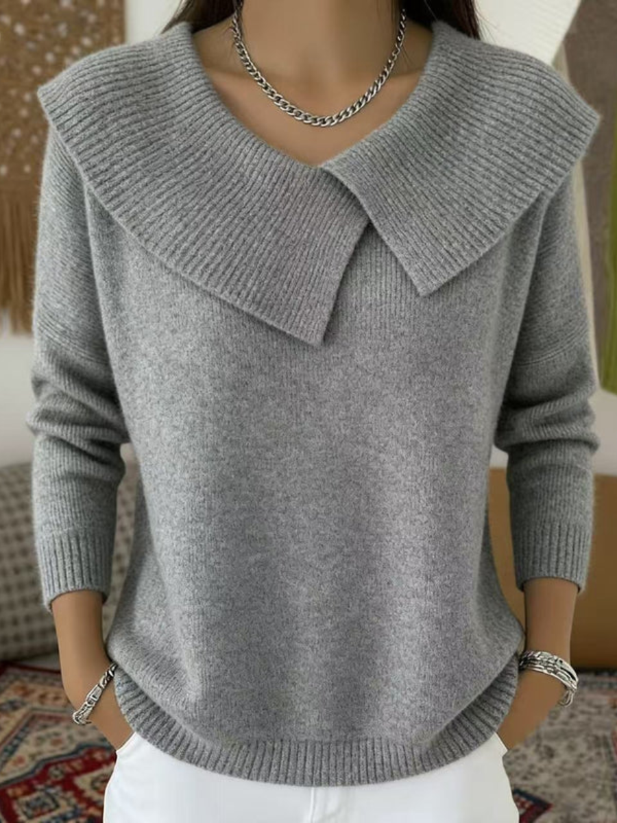 Hazel Zoe™ | Warm Sweater with Soft Collar