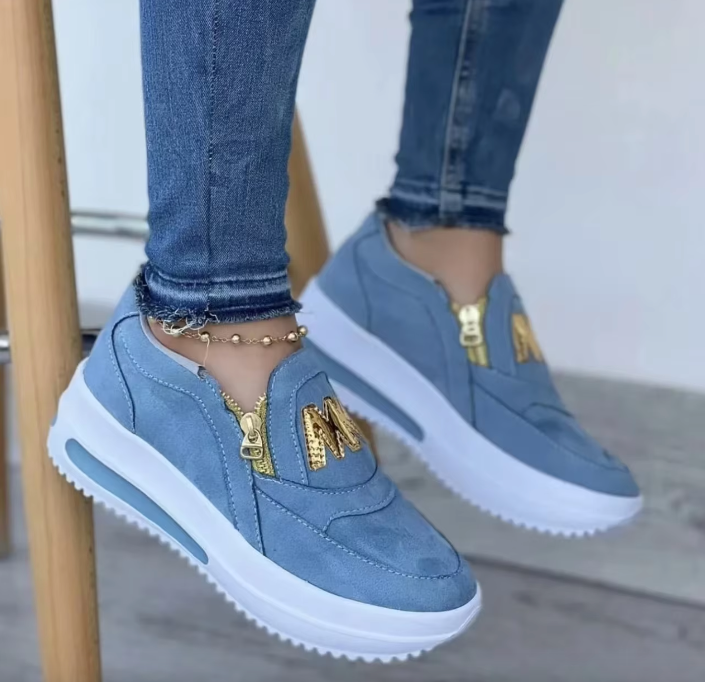 ZipStep Sneakers - For Stylish & Pain-Free Steps